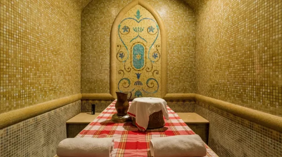 Парикмахерская EVITA Studio of Beauty в Москве: Стрижка, Окрашивание, Волосы, Макияж, Брови, Массаж, Хаммам, Красота,