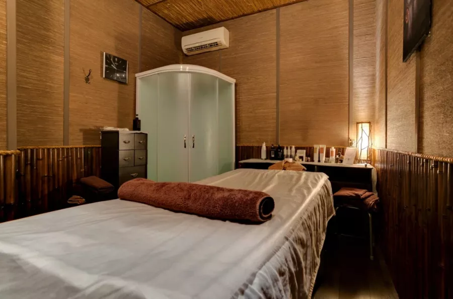 Парикмахерская EVITA Studio of Beauty в Москве: Стрижка, Окрашивание, Волосы, Макияж, Брови, Массаж, Хаммам, Красота,