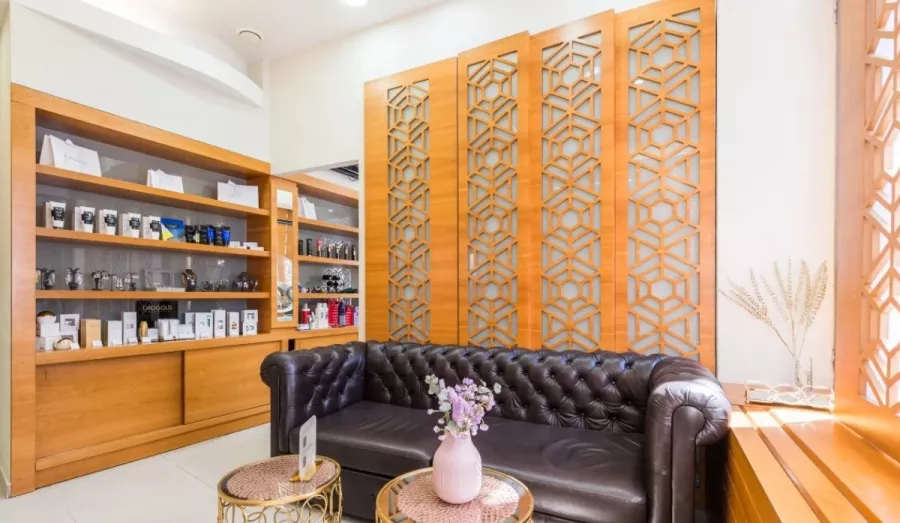 Салон красоты Grace Spa в Москве: Волосы, Маникюр, Косметология, Массаж, Лазерная эпиляция, Ресницы, Брови, Хаммам,