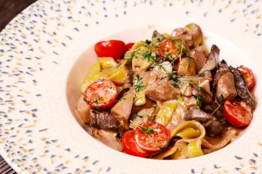 Ресторан Mario Trattoria в Санкт-Петербурге: Итальянская кухня, Центр Питера, Романтический ужин, Италия, Паста, Семейная встреча,