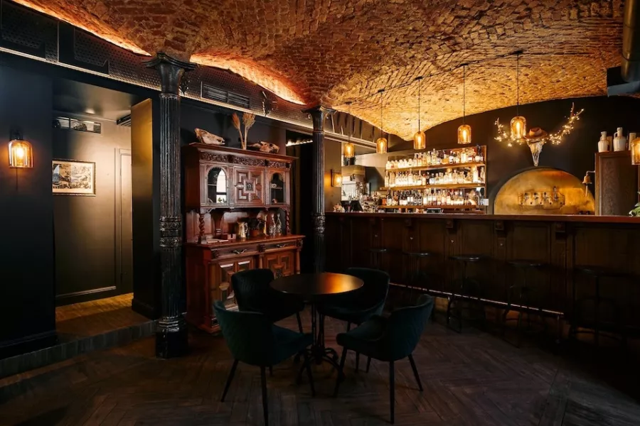 Бар The Twill Bar в Санкт-Петербурге: Камерный бар, Уютный вечер, Уединение, Европейская кухня,