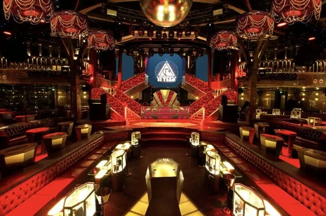 Клуб CLUB SIR.TEEN в Пекине: Отдых, Клуб, Бар,