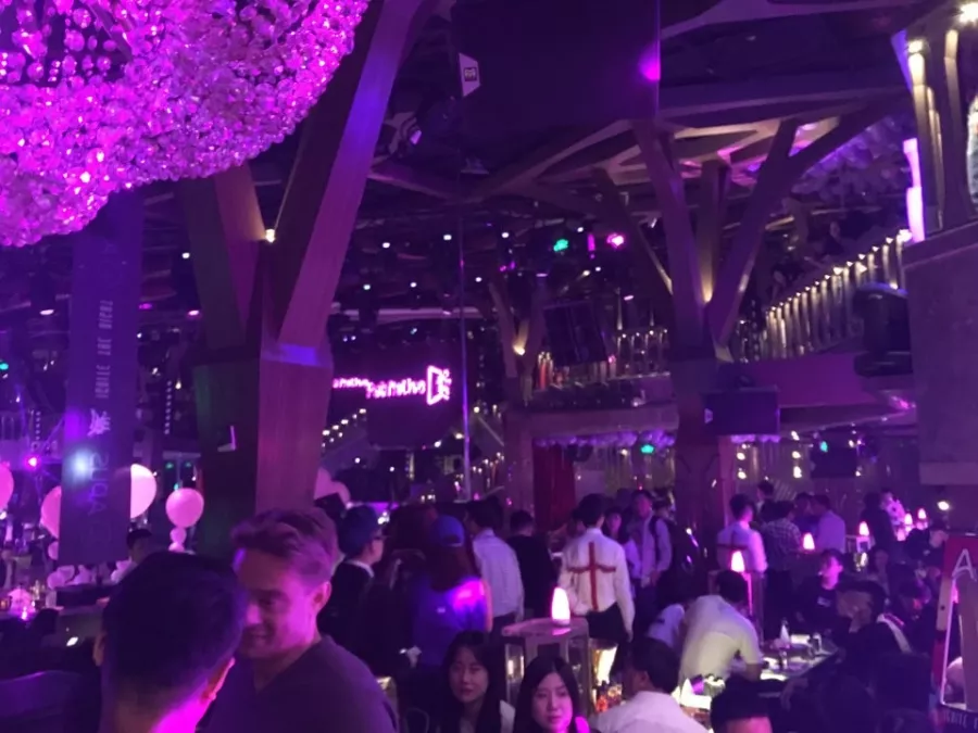 Клуб CLUB SIR.TEEN в Пекине: Отдых, Клуб, Бар,