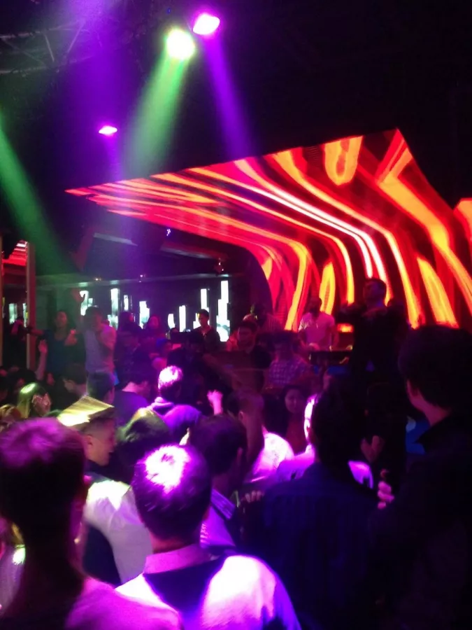 Клуб Vics Club в Пекине: Отдых, Клуб, Живая музыка,