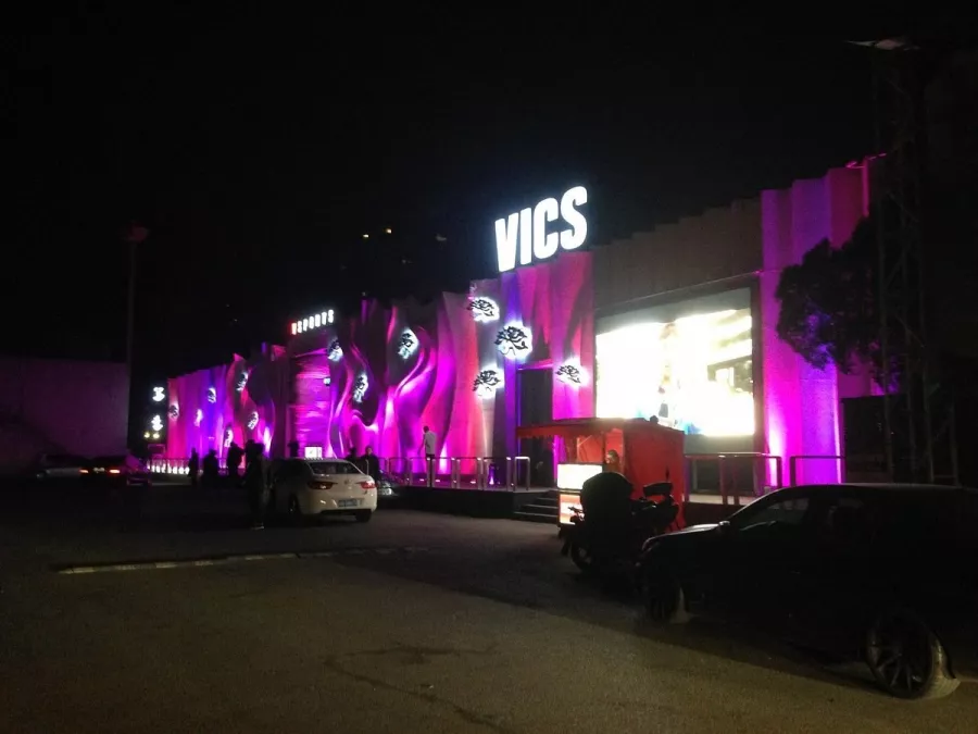 Клуб Vics Club в Пекине: Отдых, Клуб, Живая музыка,