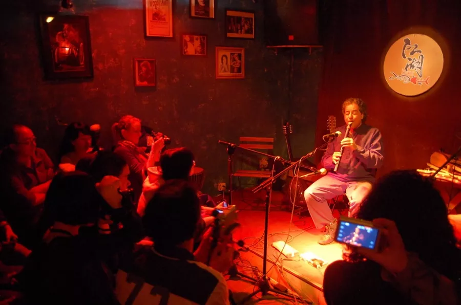 Бар Jianghu Bar в Пекине: Бар, Ночная жизнь,