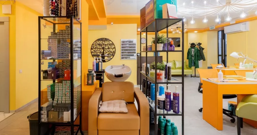 Бьюти-студия Rich nails на Судостроительной в Москве: Маникюр, Педикюр, Шугаринг, Депиляция, Брови, Ресницы, Косметология, Кератин, Стрижка, Борода, Airtouch,