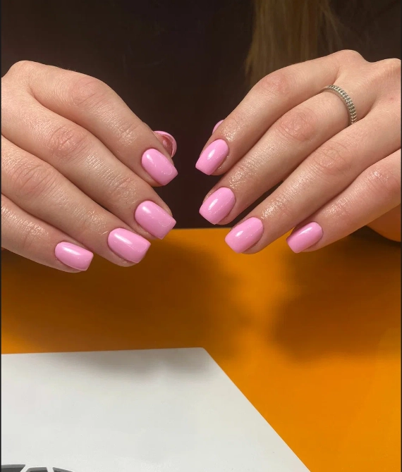 Бьюти-студия Rich nails на Судостроительной в Москве: Маникюр, Педикюр, Шугаринг, Депиляция, Брови, Ресницы, Косметология, Кератин, Стрижка, Борода, Airtouch,