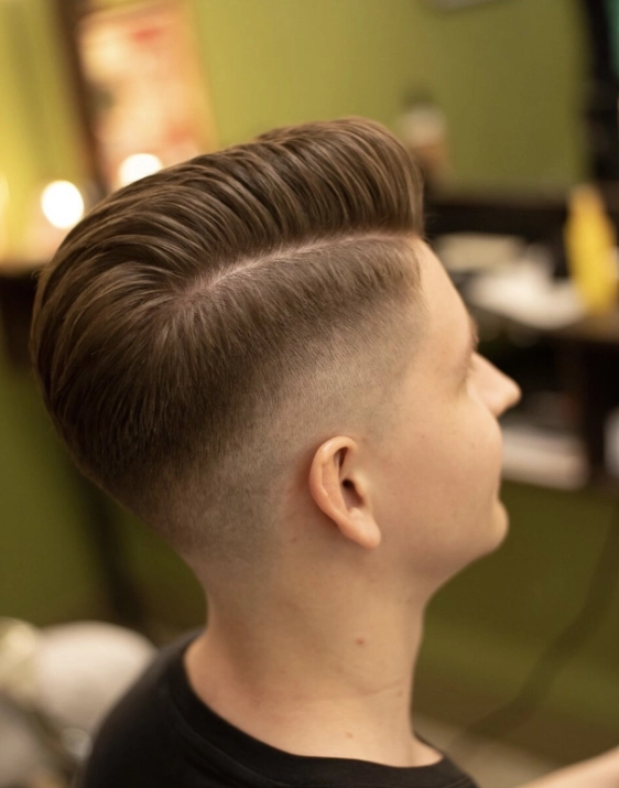 Барбершоп Fckng Barbers в Москве: Стрижка, Борода, Бритье, Красота,