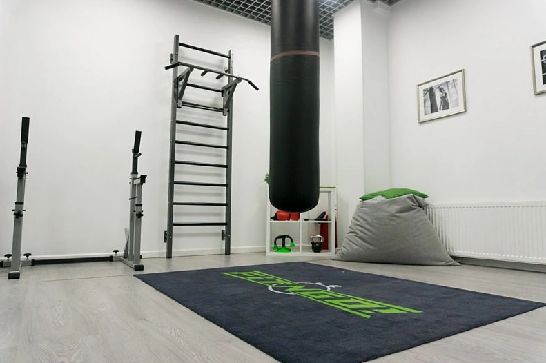 Cтудия эффективных тренировок Fit-n-go в Москве: Аэробика, Боевые искусства, Детский уголок, Женский зал, Стретчинг, Фитнес для беременных, Персональный тренер, ЭМС-тренировки, Hot Iron, TRX тренировки,