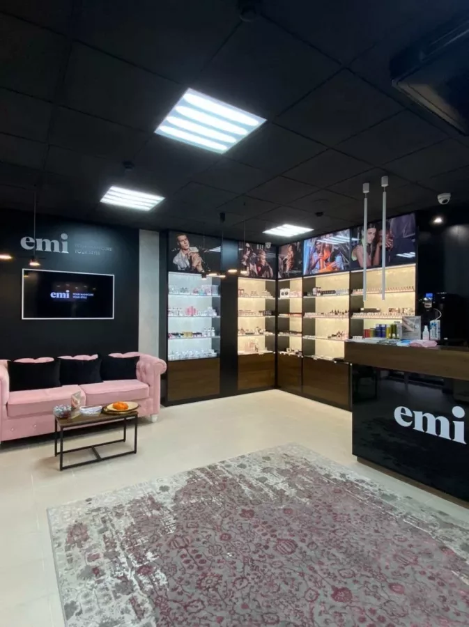 Салон красоты Emimanicure в Ростове-на-Дону: Салон красоты, Брови, Маникюр, Педикюр, Красота,