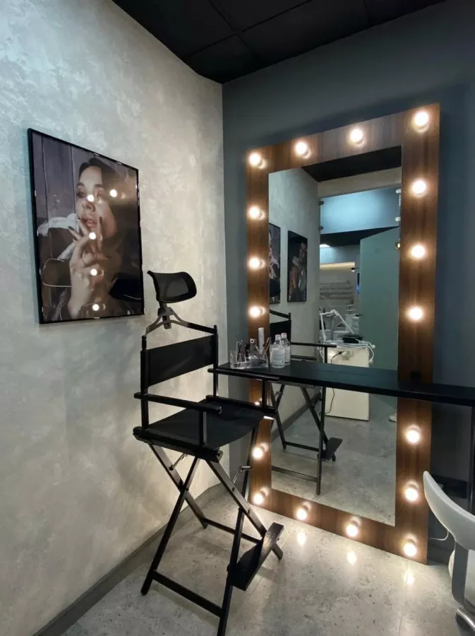 Салон красоты Emimanicure в Ростове-на-Дону: Салон красоты, Брови, Маникюр, Педикюр, Красота,