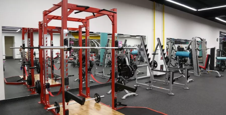 Фитнес-клуб Fusion fitness в Москве: Аквааэробика, Массаж, Солярий, Персональный тренер, Бассейн, Боевые искусства,