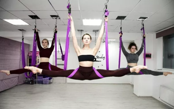 Студия растяжки "Lady Stretch".