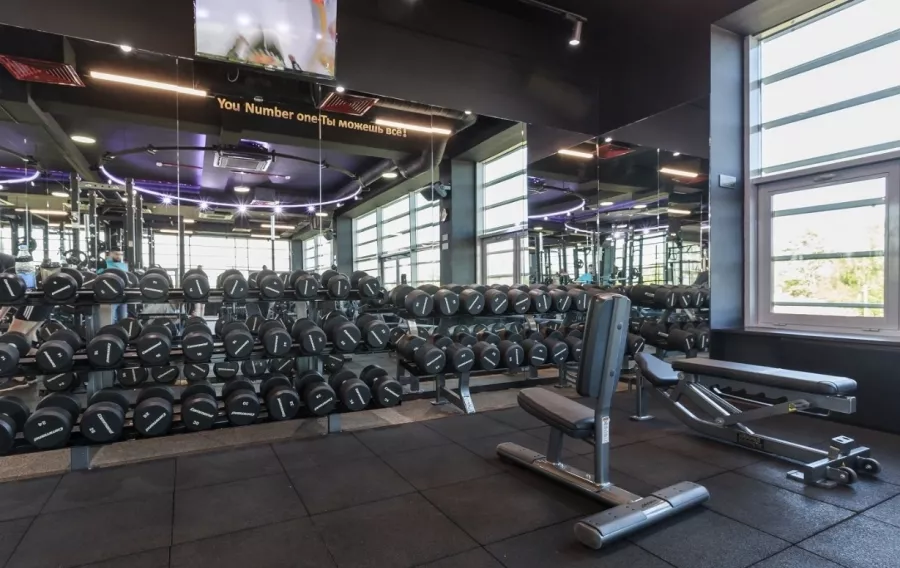 Фитнес-клуб Number One Fit в Москве: Аквааэробика, Аэробика, Боевые искусства, Бодифлекс, Бассейн, Массаж,