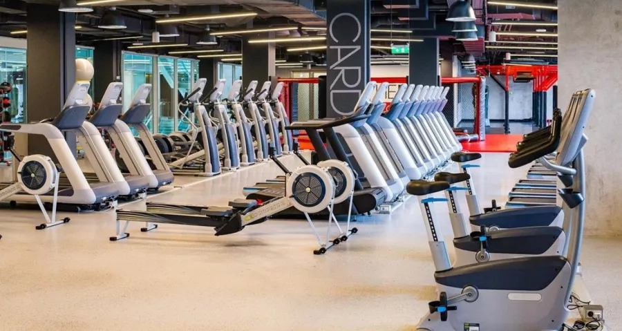Фитнес-клуб THE BASE fitness в Москве: Кроссфит, Сайкл, TRX тренировки, Массаж, Сауна, Солярий, Тренер,