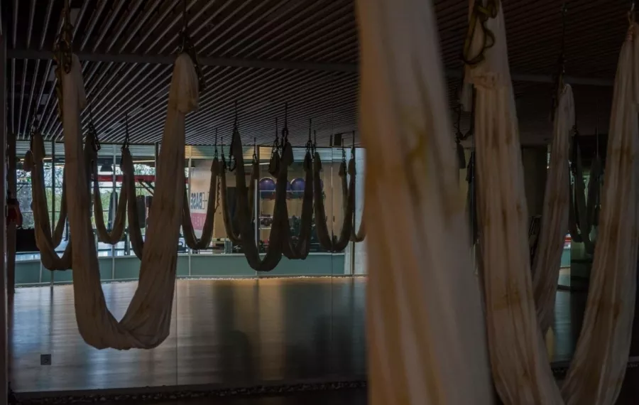 Фитнес-клуб THE BASE fitness в Москве: Кроссфит, Сайкл, TRX тренировки, Массаж, Сауна, Солярий, Тренер,