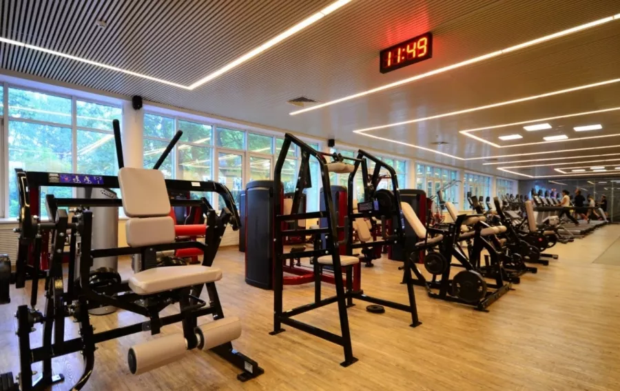 Фитнес-клуб Vitasport wellness club в Москве: Аквааэробика, Аэробика, Боевые искусства, Бодифлекс, Детский уголок, Йога, Кроссфит, Бассейн, Массаж,