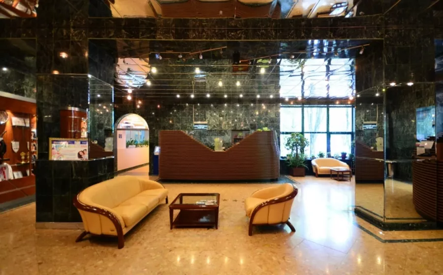 Фитнес-клуб Vitasport wellness club в Москве: Аквааэробика, Аэробика, Боевые искусства, Бодифлекс, Детский уголок, Йога, Кроссфит, Бассейн, Массаж,