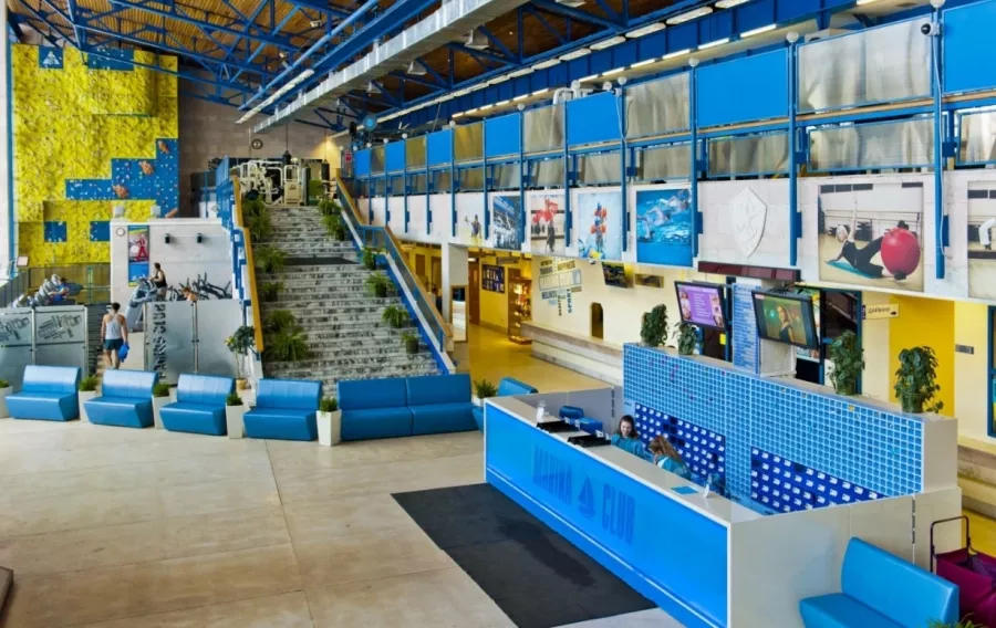 Фитнес-клуб Marina club в Москве: Аквааэробика, Аэробика, Боевые искусства, Детский уголок, Йога,