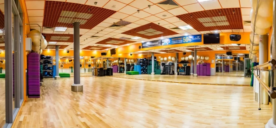Спортивно-оздоровительный комплекс Janinn Fitness в Москве: Аквааэробика, Аэробика, Боевые искусства, Детский уголок, Йога, Бассейн,