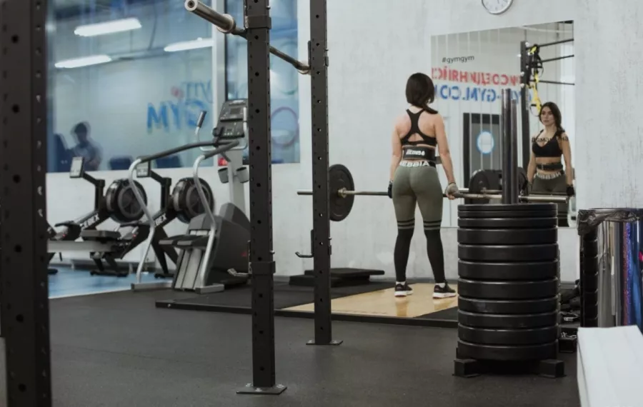 Фитнес-клуб Gym-gym в Москве: Боевые искусства, Йога, Кроссфит, Пилатес, Стретчинг, Танцы, Фитбол, Персональный тренер, TRX тренировки, Массаж, Сауна, Солярий,
