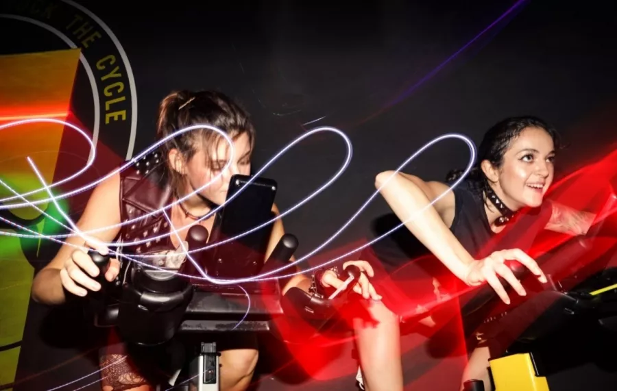 Фитнес-клуб Rock the cycle в Москве: Сайкл, Стретчинг, Персональный тренер, Фитнес бар, TRX тренировки,