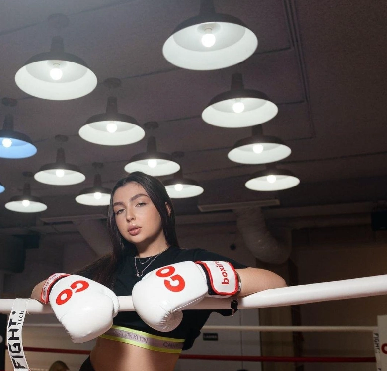 Фитнес-студия Go boxing в Москве: Боевые искусства, Йога, Кроссфит, Масаж, Стретчинг, Фитнес бар, Отдельный женский зал,
