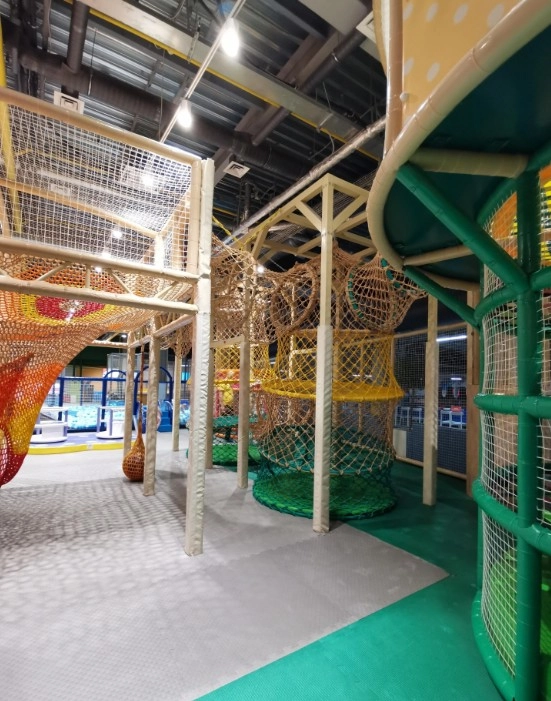 Парк развлечений MazaPark в Санкт-Петербурге: Аттракционы , Не пропусти, Боулинг, Бильярд, Лазертаг, Роллердром,