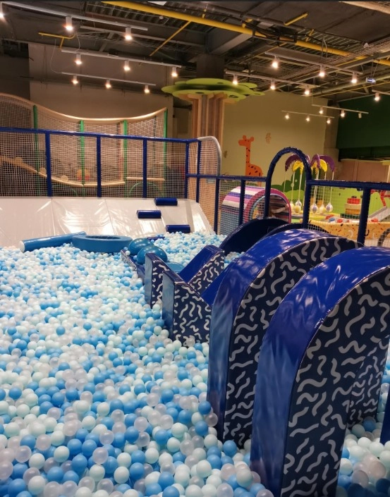 Парк развлечений MazaPark в Санкт-Петербурге: Аттракционы , Не пропусти, Боулинг, Бильярд, Лазертаг, Роллердром,