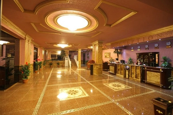 Отель в Ереване Sochi Palace Hotel в Ереване: спа-зоны, бассейн, бильярд, джакузи, комфорт, люкс, Ресторан, Тренажерный зал,