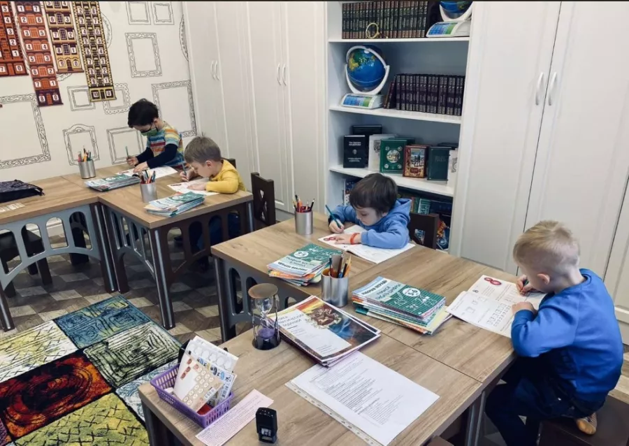 Интерактивный смарт-центр Триумф в Санкт-Петербурге: Развитие, Подготовка к школе, Ментальная Арифметика, Скорочтение, Каллиграфия, Начальная Школа, Английский язык,