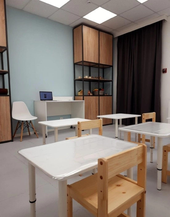 Детский центр BEE SMART в Санкт-Петербурге: Развитие, Мини-Сад, Шахматы, Детский центр, Подготовка к школе,