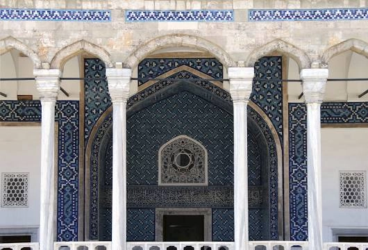 Музей турецкого и исламского искусства (Turk ve Islam Eserleri Muzesi) в Стамбуле: Старый город, Чилим, Архитектура Стамбула, История города , Культурный отдых ,