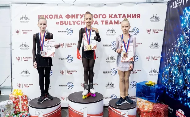 Школа фигурного катания "BULYCHEVA TEAM".