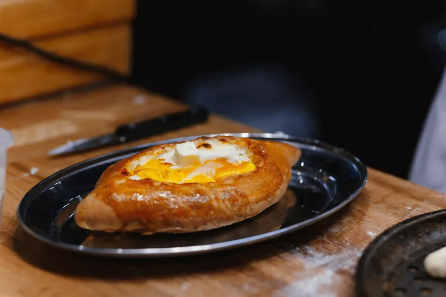 Хинкальная Старик Хинкалыч в Анапе: Грузинская кухня, Хинкалии, Заказ навынос, Детское меню, Летняя терраса, Винная карта,
