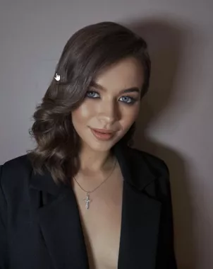 Салон красоты "inSIX".