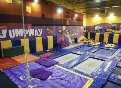 Батутный центр Jumpway  в  Москве