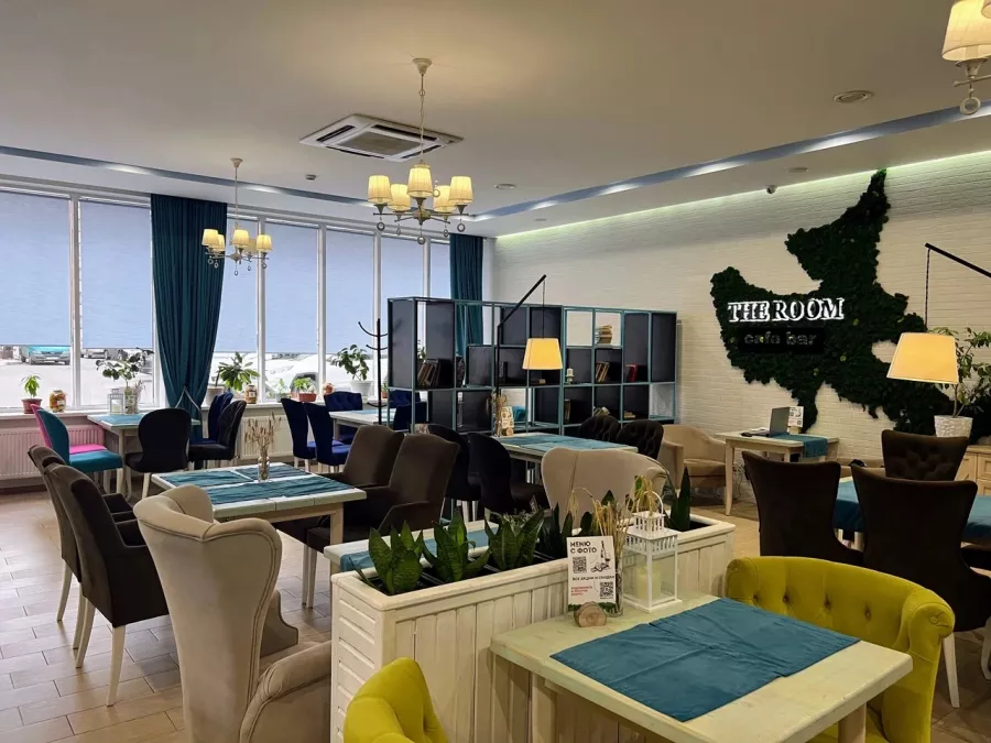 Кафе The room в Анапе: Стейки, Разновидность кухни, Пицца, Шашлык, Доставка, Том-Ям,