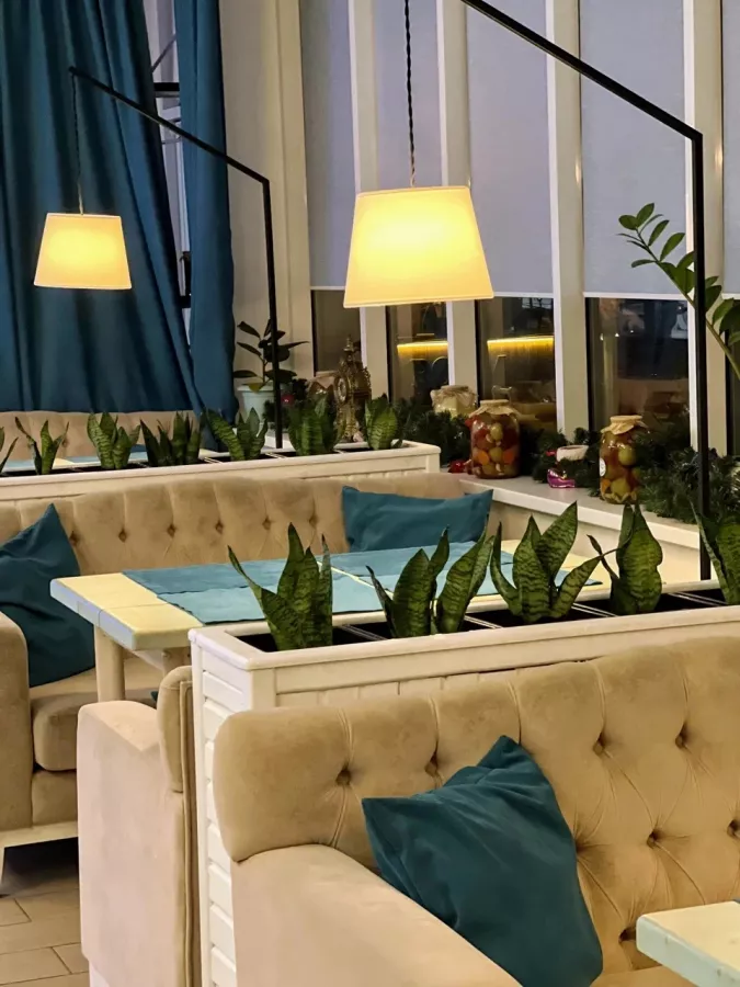 Кафе The room в Анапе: Стейки, Разновидность кухни, Пицца, Шашлык, Доставка, Том-Ям,