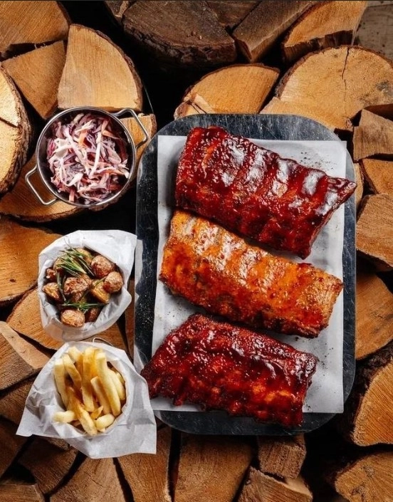 Мясной ресторан Tootsie в Санкт-Петербурге: Закуски, Барбекю, Стейк, Горячие Блюда, Мясные Блюда,