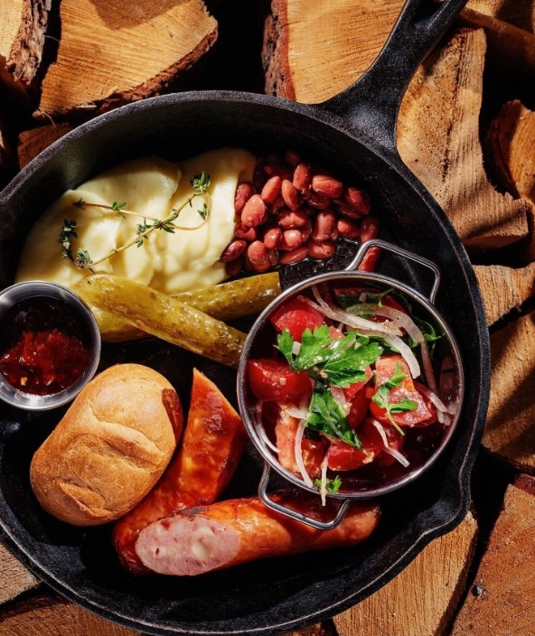 Мясной ресторан Tootsie в Санкт-Петербурге: Закуски, Барбекю, Стейк, Горячие Блюда, Мясные Блюда,