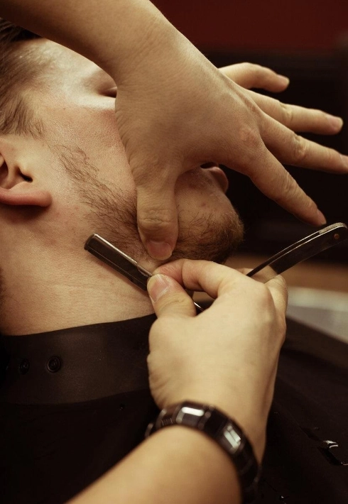 Барбершоп OldBoy на Авиаторов в Москве: Красота, Стрижка, Бритье, Борода,