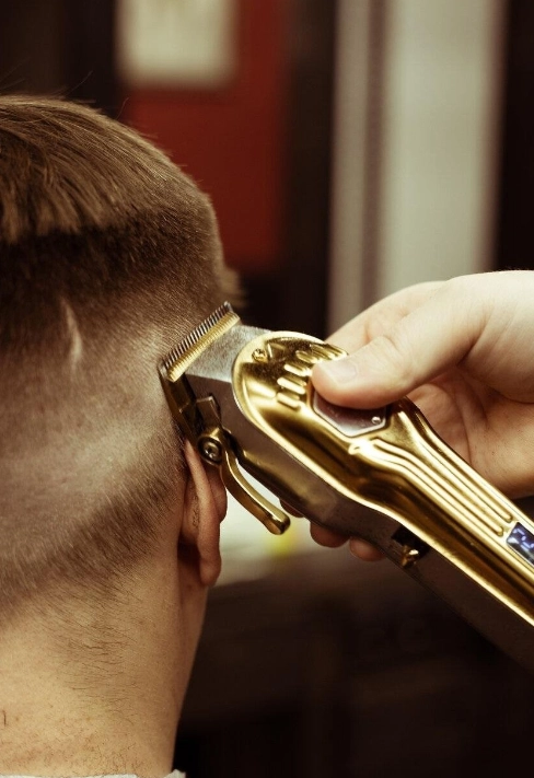 Барбершоп OldBoy на Авиаторов в Москве: Красота, Стрижка, Бритье, Борода,