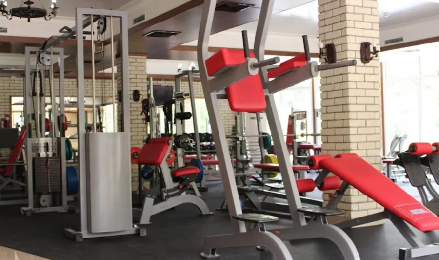 Фитнес-клуб ARTFITNESS Sochi в Сочи: Йога, Фитнес, Стретчинг, Спорт-бар, Персональный тренер,
