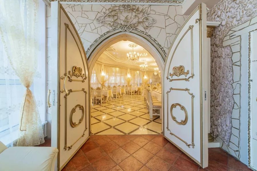Ресторан Ван в Анапе: Армянская кухня, Шашлык, Живая музыка, Хинкали, Винная карта,