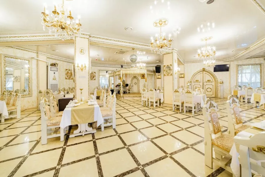 Ресторан Ван в Анапе: Армянская кухня, Шашлык, Живая музыка, Хинкали, Винная карта,