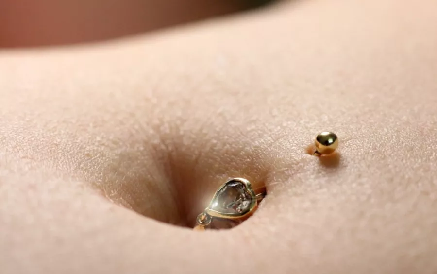 Салон красоты Багира в Москве: Пирсинг, Стрижка, Окрашивание, Маникюр, Ресницы, Брови, Массаж, Красота,