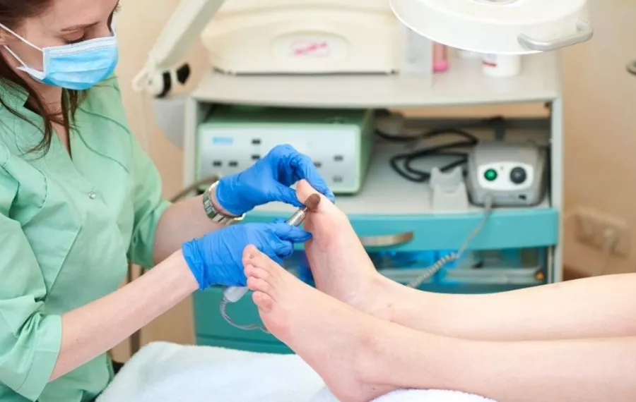 Салон красоты Багира в Москве: Пирсинг, Стрижка, Окрашивание, Маникюр, Ресницы, Брови, Массаж, Красота,