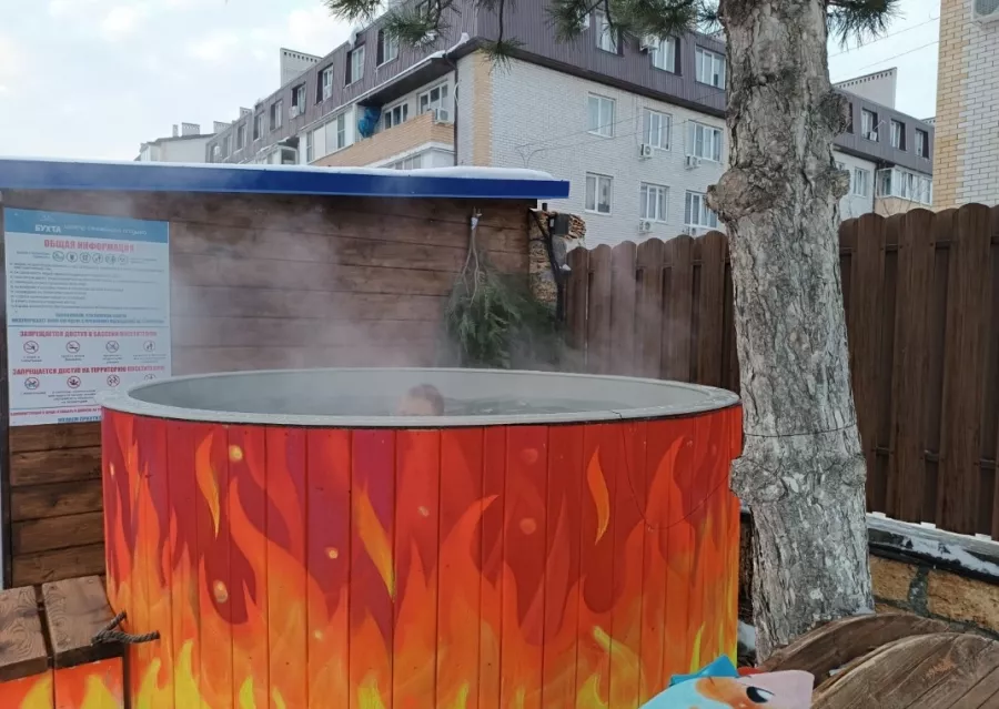 База отдыха Бухта в Краснодаре: Легкий пар, Чилим, SPA, Сауна, Следить за здоровьем, Банкетныезалы, Бассейн,